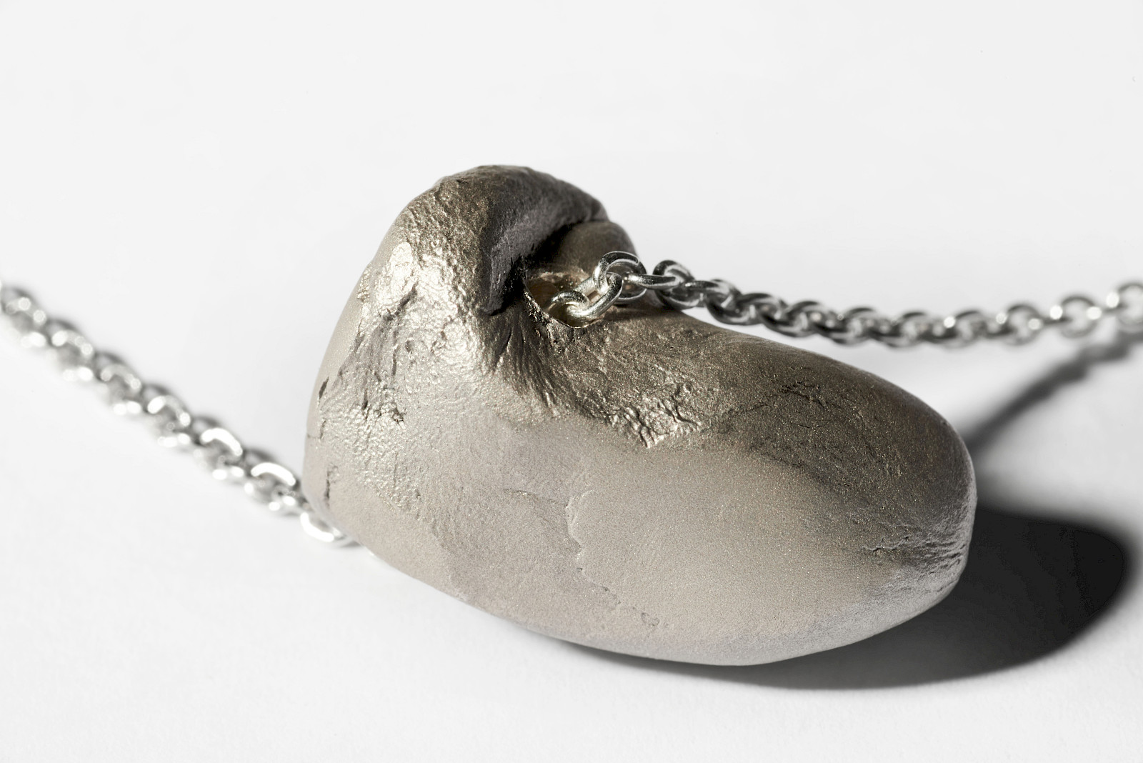 Karin Hueber, Plugs (AG 925), 2017